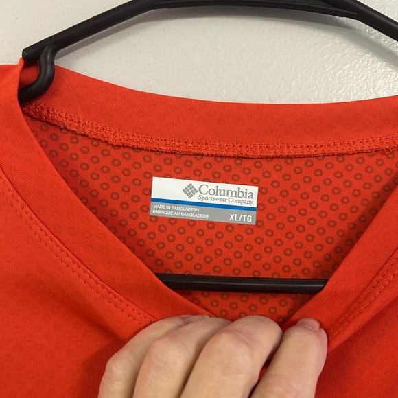 Columbia Bright Orange T-Shirt - Picture 2 of 4